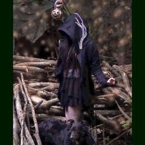 New Warm Black oversized "Into the Wild" Hoodie coat with pockets